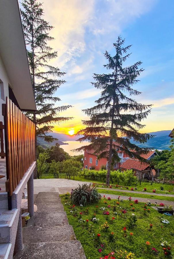 Apartmani Kuljanin Donji Milanovac Exterior photo